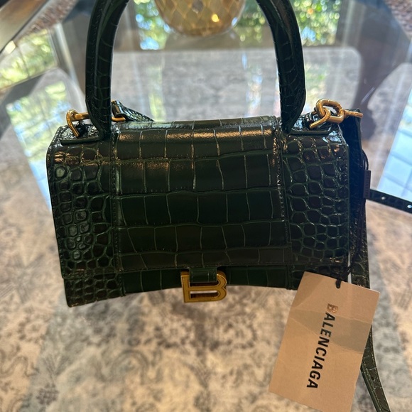 💗SOLD💗HOURGLASS SMALL HANDBAG CROCODILE EMBOSSED - Picture 4 of 7